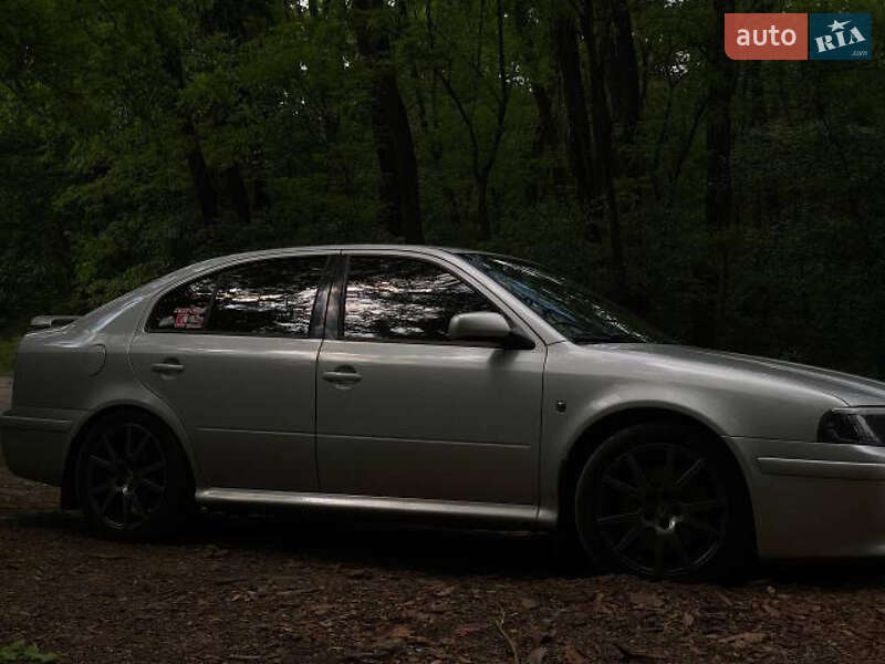 Ліфтбек Skoda Octavia 2001 в Києві