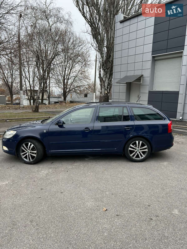 Универсал Skoda Octavia 2012 в Каменском