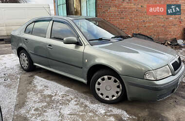 Лифтбек Skoda Octavia 2002 в Валках