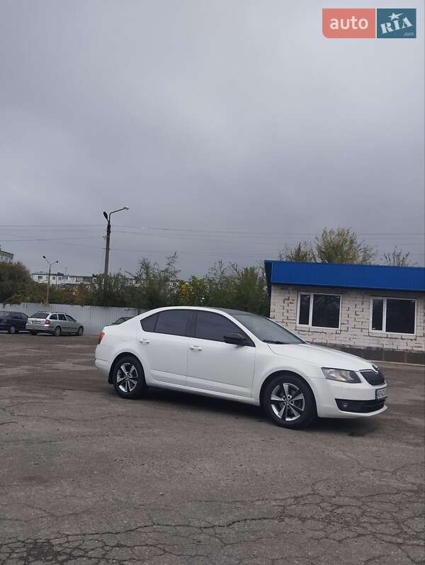 Ліфтбек Skoda Octavia 2013 в Запоріжжі