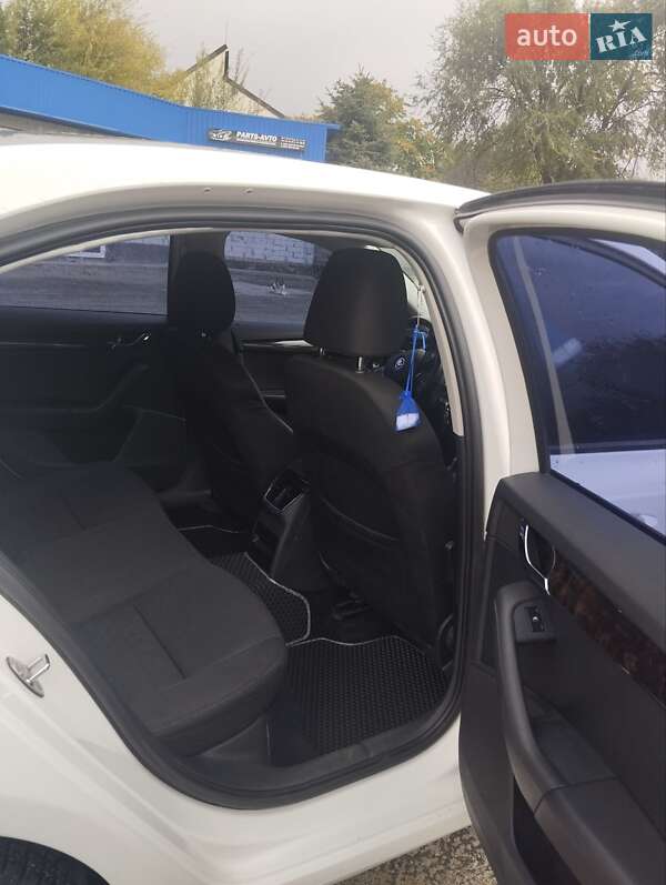 Ліфтбек Skoda Octavia 2013 в Запоріжжі