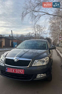 Универсал Skoda Octavia 2009 в Сумах