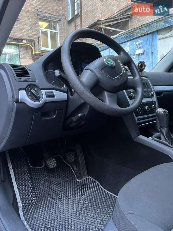 Лифтбек Skoda Octavia 2011 в Киеве