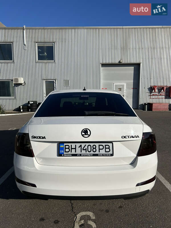 Лифтбек Skoda Octavia 2013 в Одессе