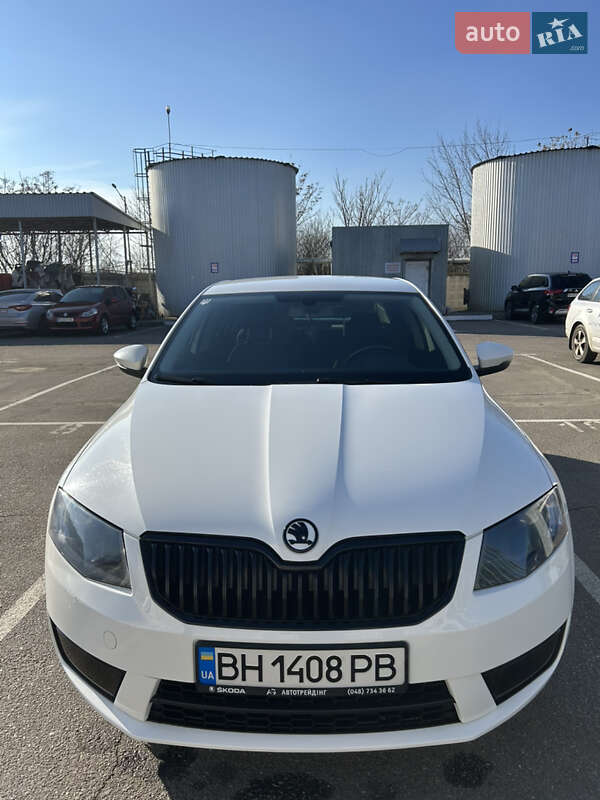 Лифтбек Skoda Octavia 2013 в Одессе