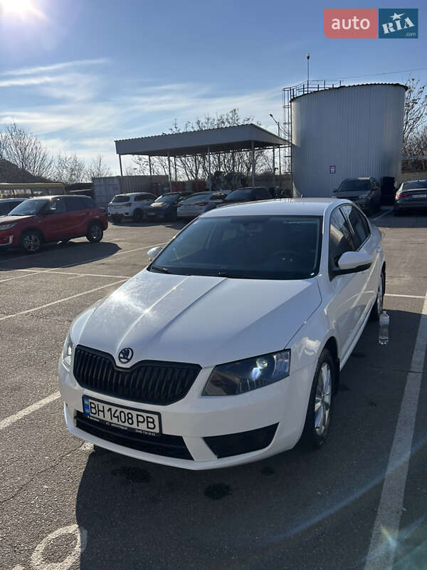 Лифтбек Skoda Octavia 2013 в Одессе