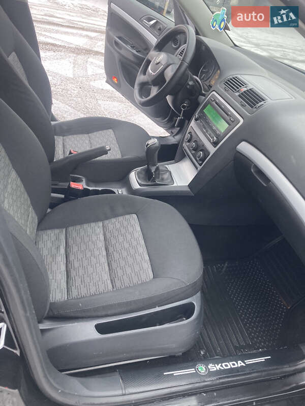 Лифтбек Skoda Octavia 2010 в Виннице