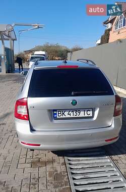 Универсал Skoda Octavia 2012 в 