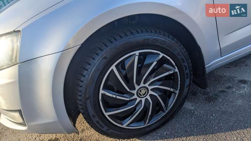 Ліфтбек Skoda Octavia 2013 в Львові