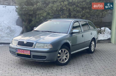 Универсал Skoda Octavia 2004 в Мостиске