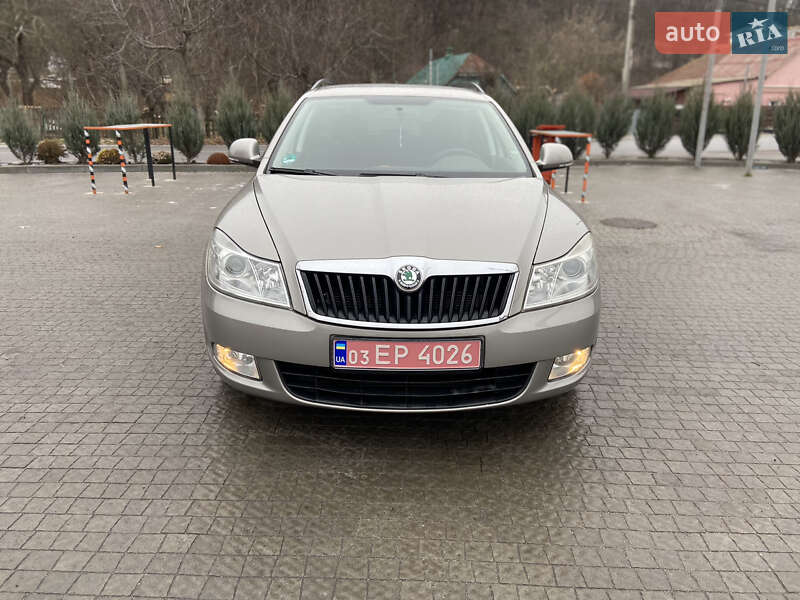 Универсал Skoda Octavia 2011 в Полтаве