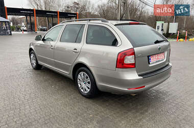 Универсал Skoda Octavia 2011 в Полтаве