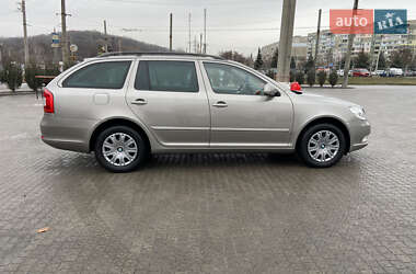 Универсал Skoda Octavia 2011 в Полтаве