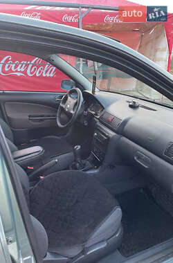 Лифтбек Skoda Octavia 2002 в 