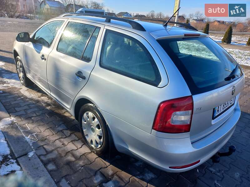 Универсал Skoda Octavia 2011 в Галиче
