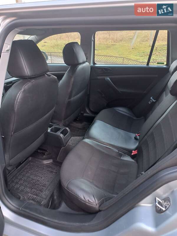 Универсал Skoda Octavia 2011 в Галиче