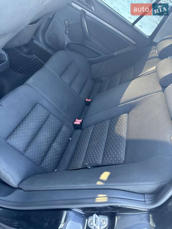 Универсал Skoda Octavia 2010 в Львове