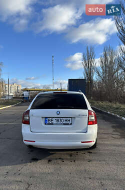Универсал Skoda Octavia 2012 в 