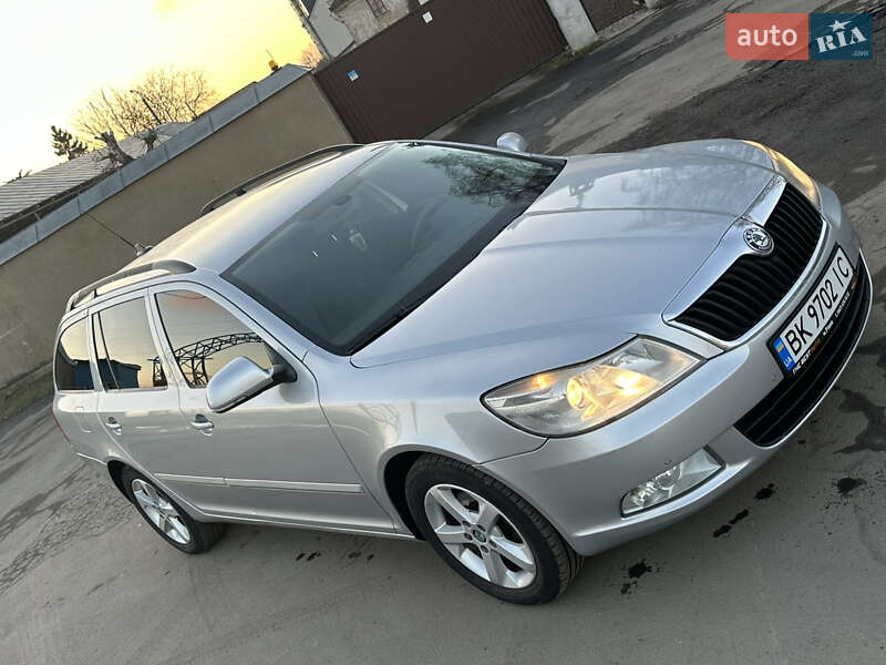 Универсал Skoda Octavia 2013 в Староконстантинове