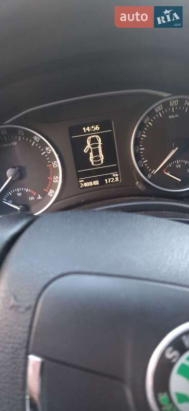 Универсал Skoda Octavia 2012 в Каменке-Бугской