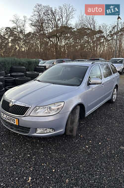 Універсал Skoda Octavia 2009 в Збаражі