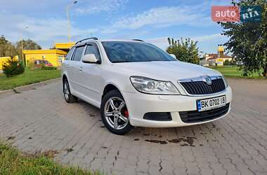 Універсал Skoda Octavia 2012 в Бродах