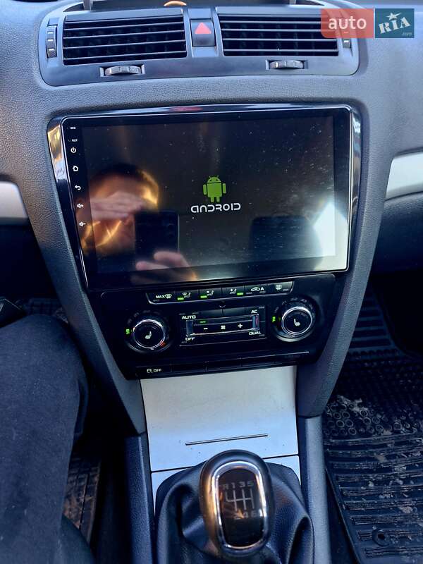Лифтбек Skoda Octavia 2012 в Млинове
