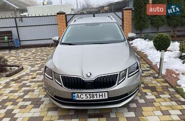 Універсал Skoda Octavia 2017 в Нововолинську