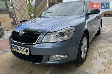 Лифтбек Skoda Octavia 2011 в 
