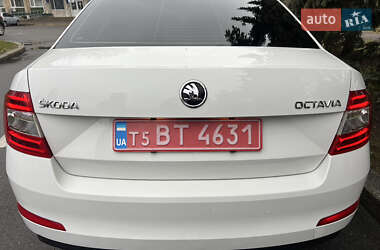 Лифтбек Skoda Octavia 2015 в 