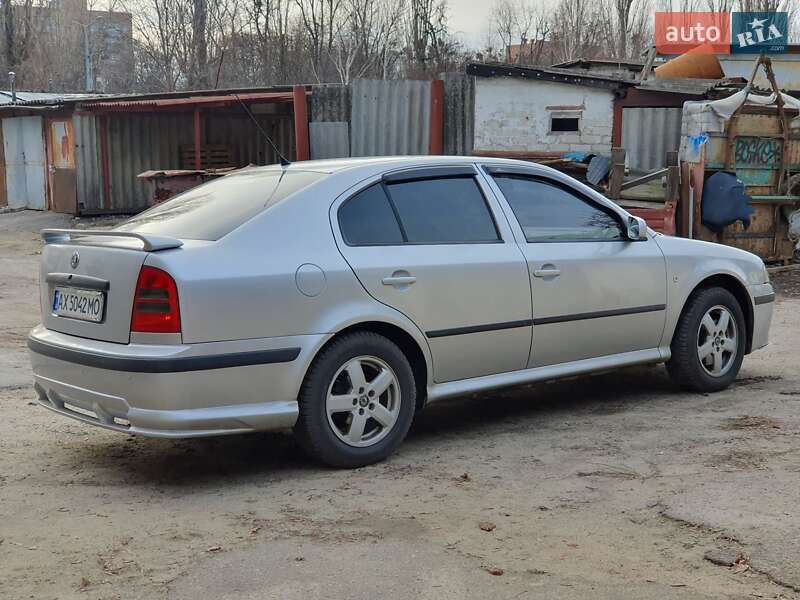Лифтбек Skoda Octavia 2006 в Харькове