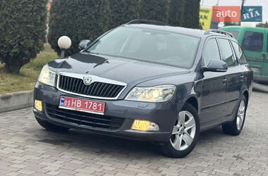 Универсал Skoda Octavia 2011 в Сарнах