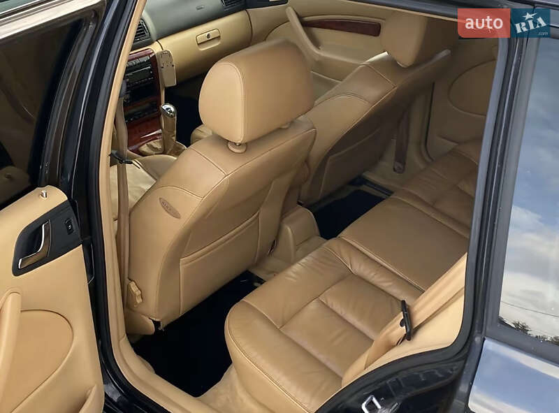 Универсал Skoda Octavia 2003 в Старом Самборе