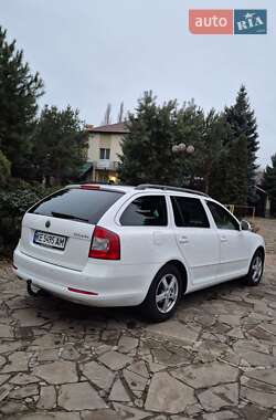 Универсал Skoda Octavia 2012 в Новомосковске