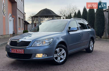 Универсал Skoda Octavia 2012 в Стрые