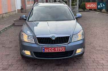 Универсал Skoda Octavia 2012 в Стрые