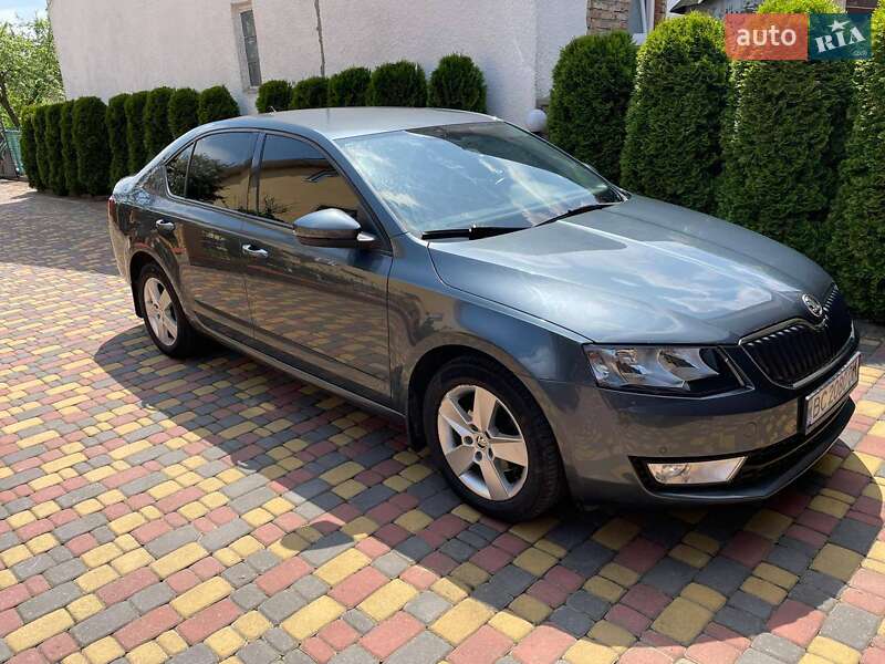 Лифтбек Skoda Octavia 2016 в Самборе