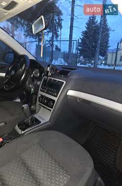 Ліфтбек Skoda Octavia 2010 в Самборі