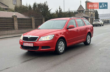 Універсал Skoda Octavia 2009 в Житомирі