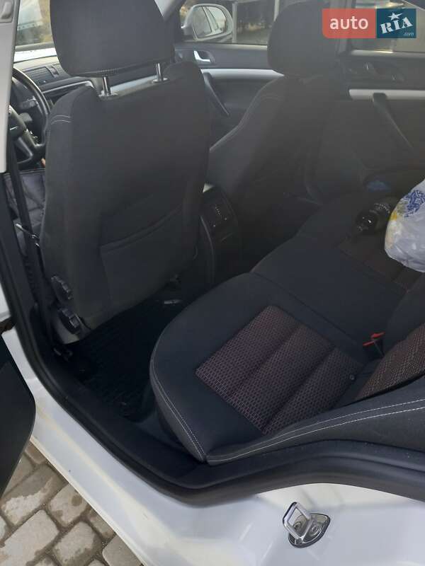 Лифтбек Skoda Octavia 2011 в Самборе