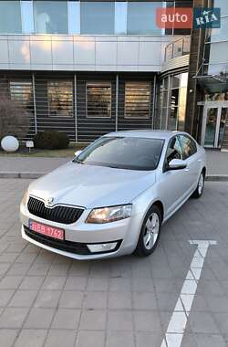 Ліфтбек Skoda Octavia 2013 в Черкасах