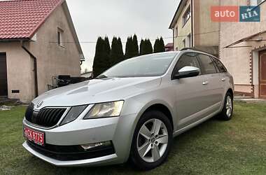 Універсал Skoda Octavia 2020 в Івано-Франківську