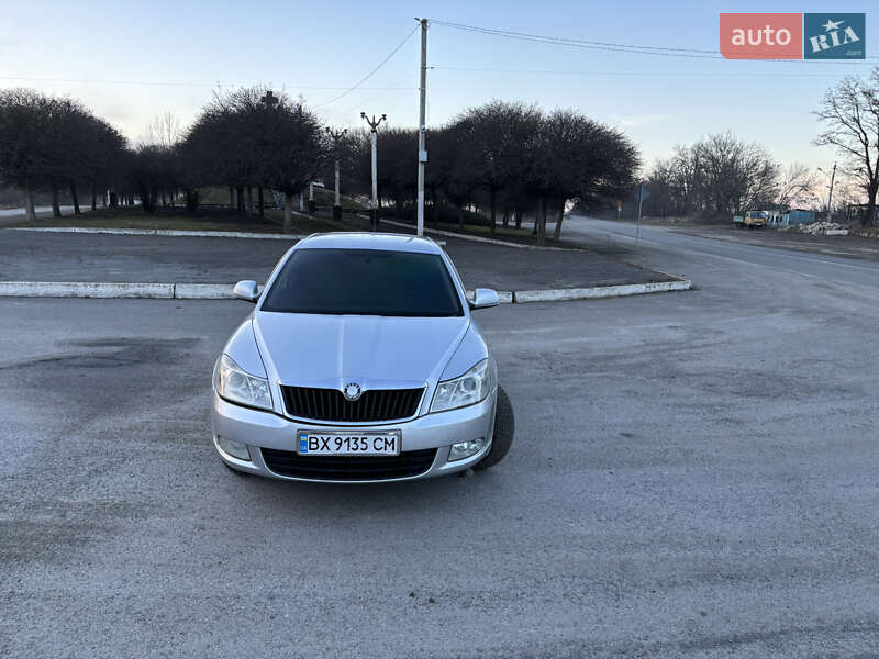 Ліфтбек Skoda Octavia 2010 в Городку