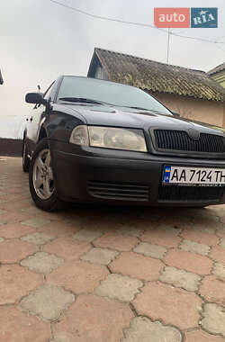 Ліфтбек Skoda Octavia 2004 в Новій Басані