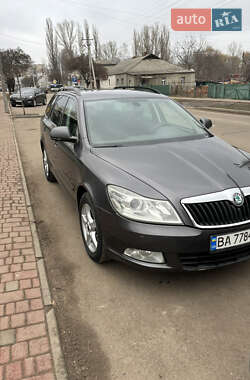 Універсал Skoda Octavia 2013 в Новомиргороді