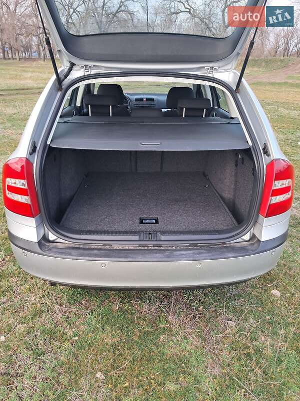 Универсал Skoda Octavia 2008 в Березнеговатом фото 2 Универсал Skoda Octavia 2008 в Березнеговатом