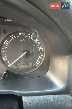 Лифтбек Skoda Octavia 2004 в 
