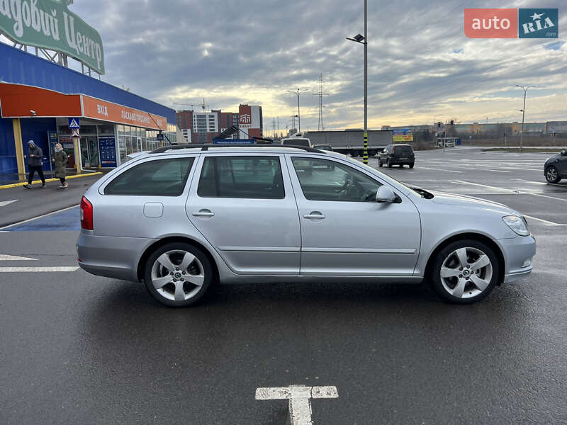 Універсал Skoda Octavia 2010 в Луцьку