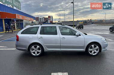Универсал Skoda Octavia 2010 в 