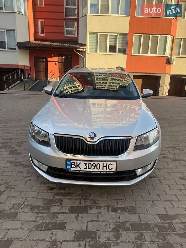Универсал Skoda Octavia 2013 в Вараше фото 9 Универсал Skoda Octavia 2013 в Вараше